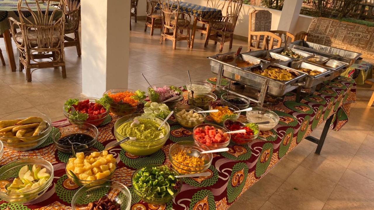 Banda Lodge Masaka Zewnętrze zdjęcie