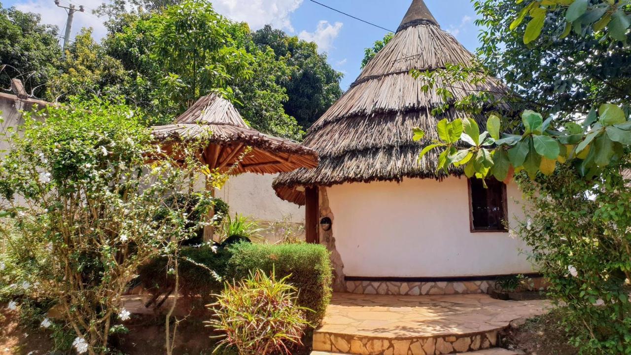 Banda Lodge Masaka Zewnętrze zdjęcie